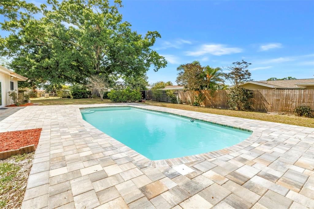 Activo con contrato: $849,000 (3 camas, 2 baños, 1990 Pies cuadrados)