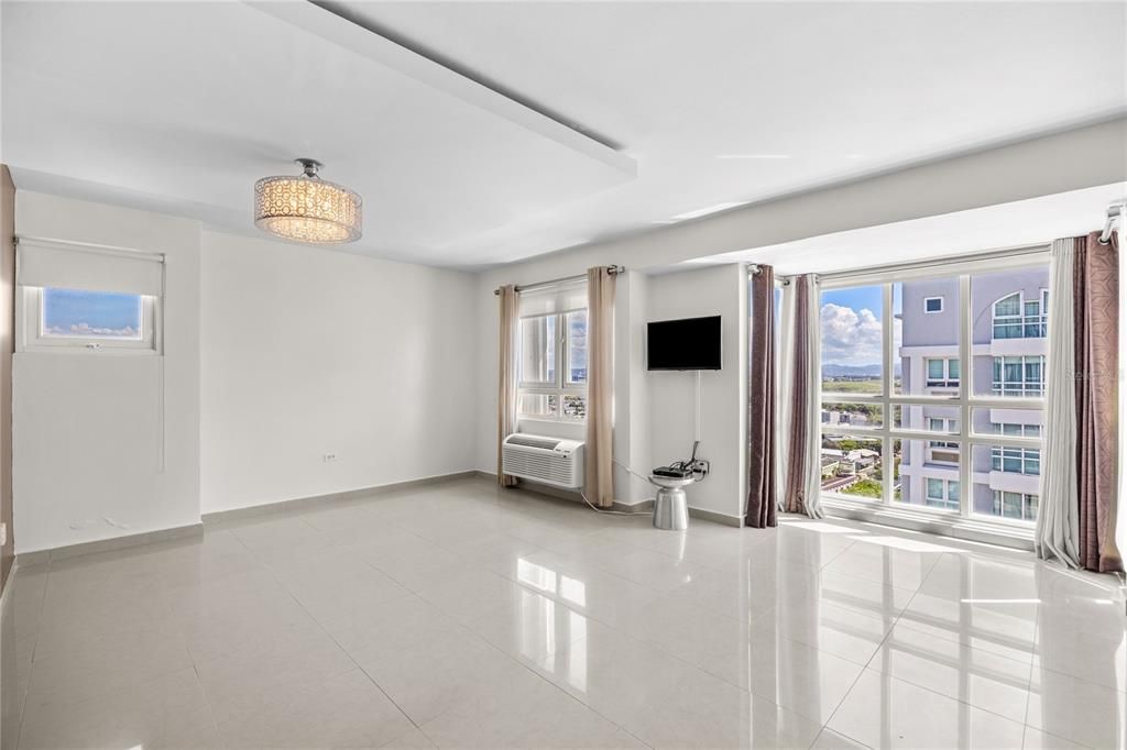 En Venta: $875,000 (2 camas, 2 baños, 1500 Pies cuadrados)