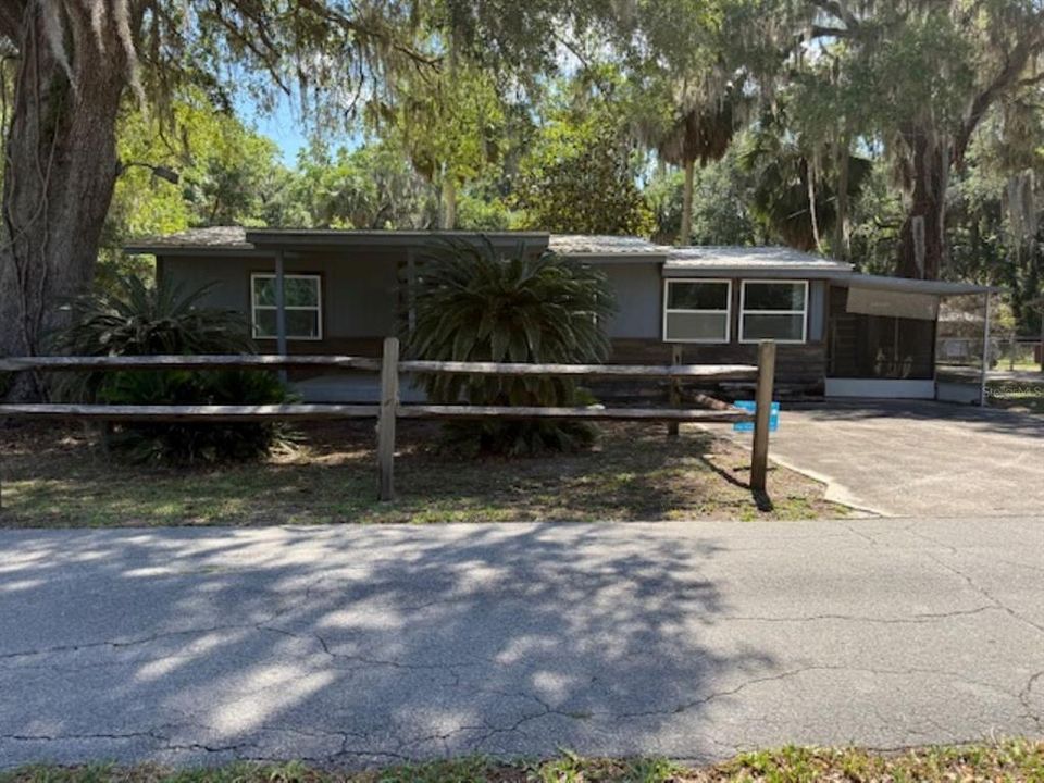 Active With Contract: $80,000 (1 beds, 2 baths, 966 Square Feet)