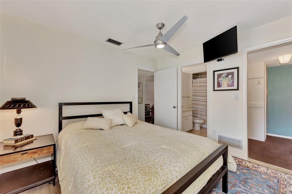 En Venta: $219,000 (1 camas, 1 baños, 716 Pies cuadrados)