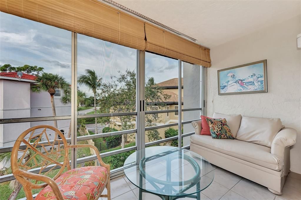 En Venta: $219,000 (1 camas, 1 baños, 716 Pies cuadrados)