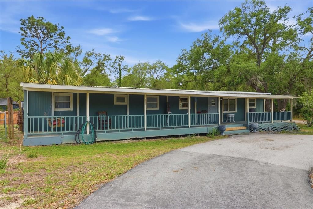 For Sale: $199,000 (2 beds, 2 baths, 720 Square Feet)