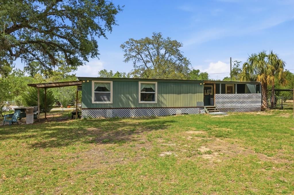 For Sale: $199,000 (2 beds, 2 baths, 720 Square Feet)