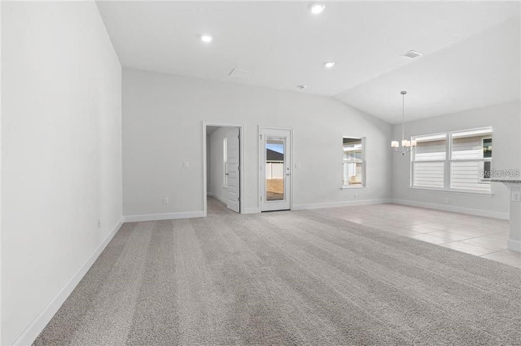 En Venta: $324,900 (3 camas, 2 baños, 1368 Pies cuadrados)