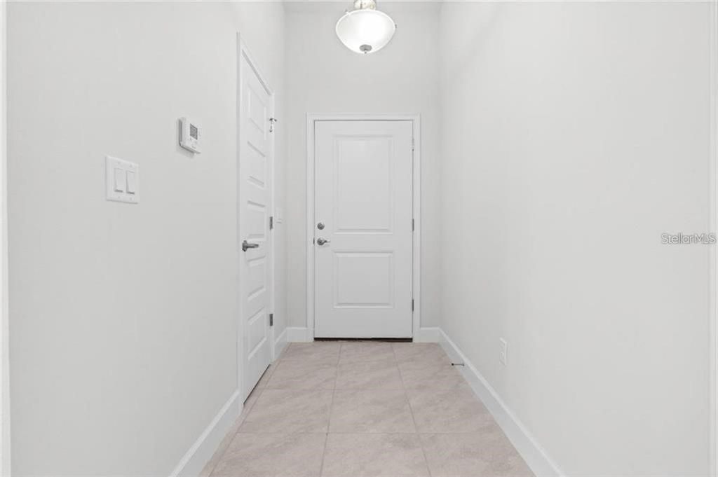 En Venta: $324,900 (3 camas, 2 baños, 1368 Pies cuadrados)