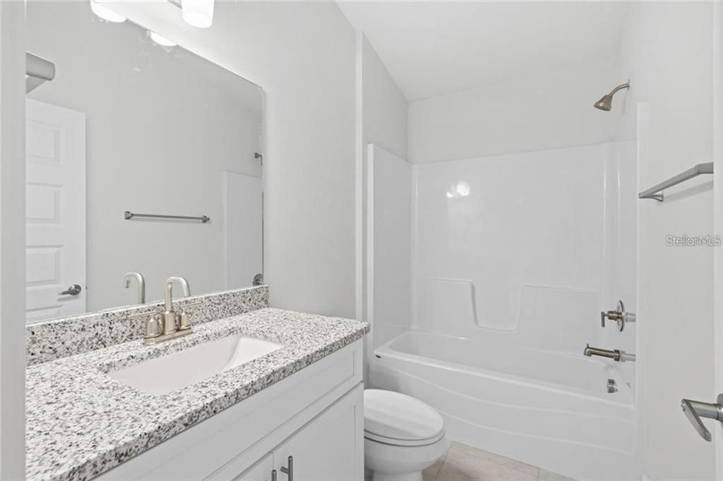 En Venta: $324,900 (3 camas, 2 baños, 1368 Pies cuadrados)