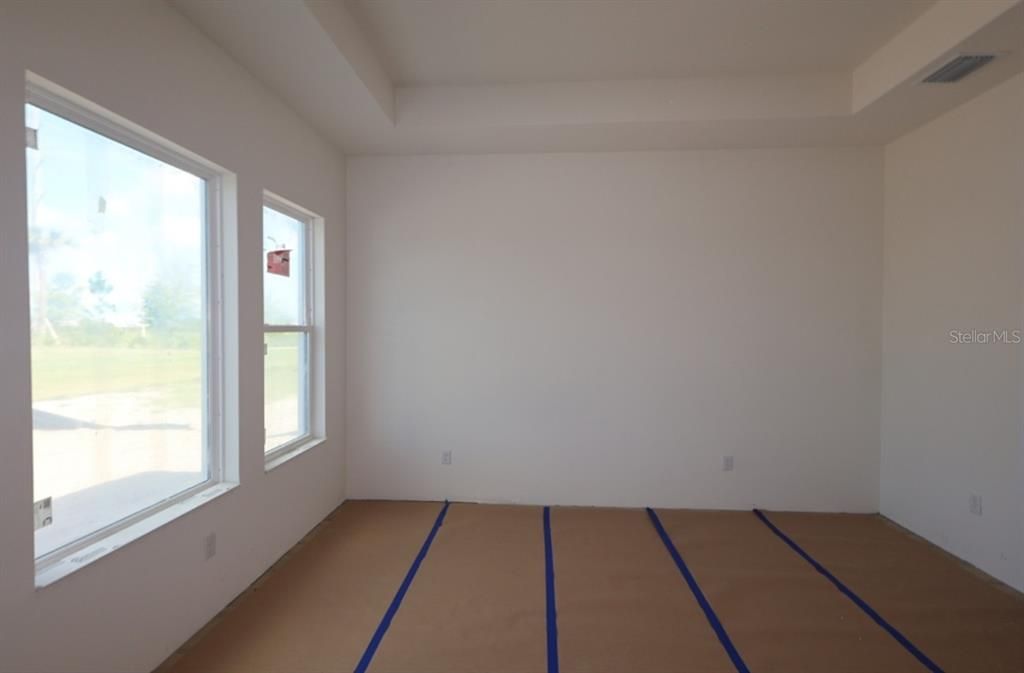En Venta: $849,990 (4 camas, 3 baños, 3035 Pies cuadrados)