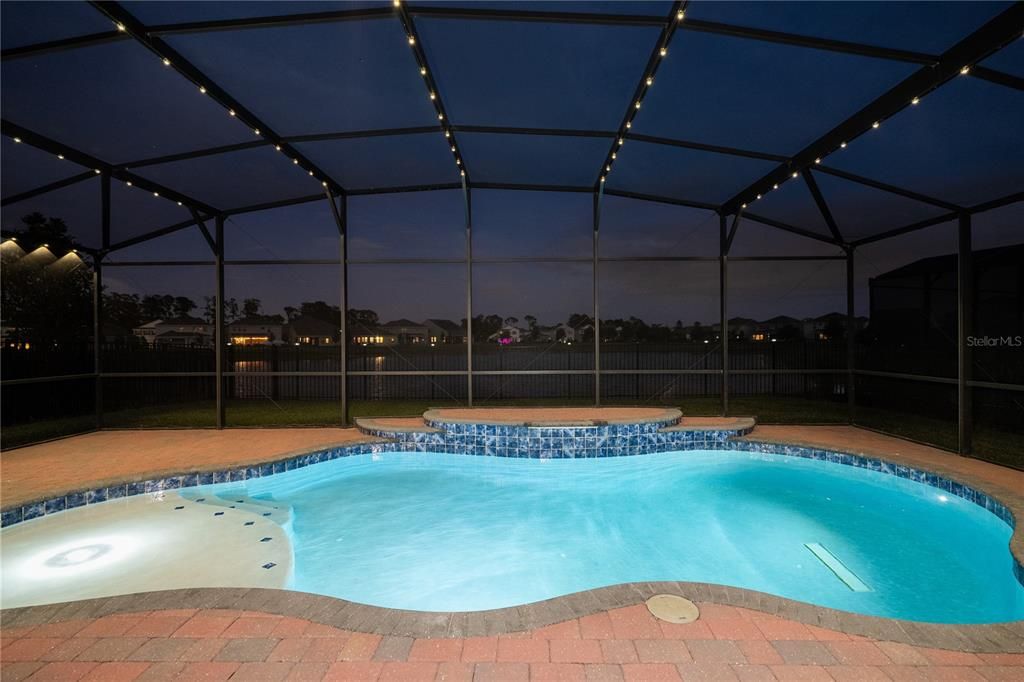 Active With Contract: $949,990 (5 beds, 4 baths, 3227 Square Feet)