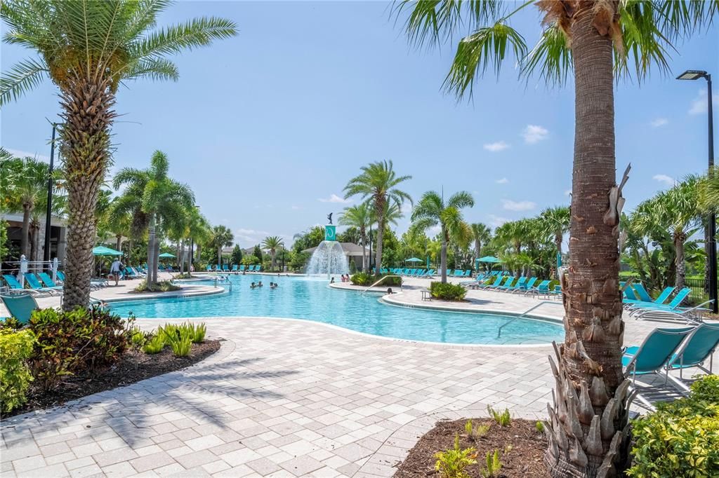 Active With Contract: $949,990 (5 beds, 4 baths, 3227 Square Feet)