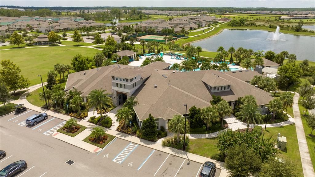 Active With Contract: $949,990 (5 beds, 4 baths, 3227 Square Feet)