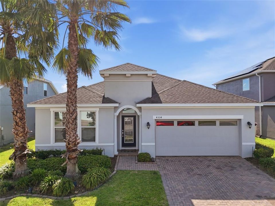 Active With Contract: $500,000 (4 beds, 2 baths, 2236 Square Feet)