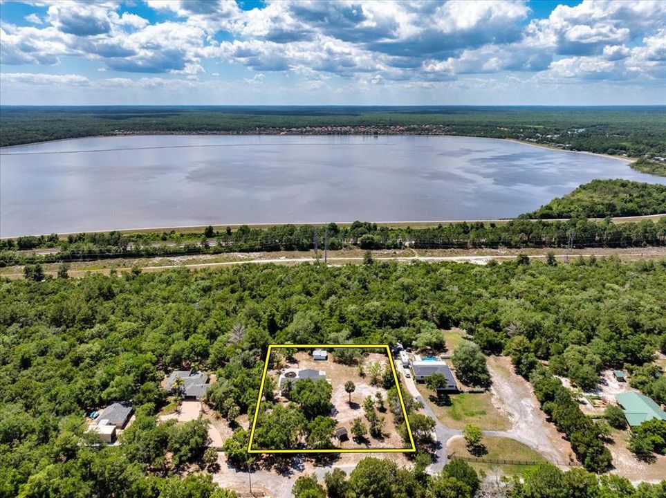 На продажу: $495,000 (4 спален, 2 ванн, 1728 Квадратных фут)