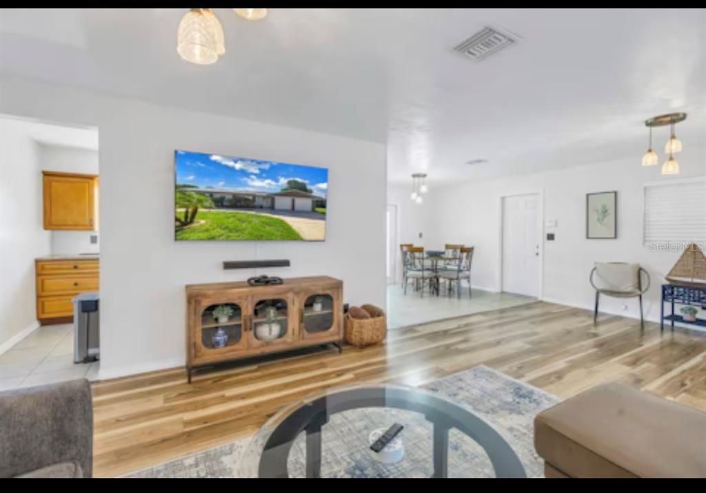 En Renta: $3,000 (3 camas, 2 baños, 1272 Pies cuadrados)