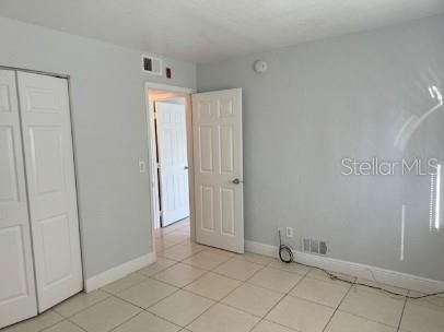 For Rent: $1,050 (2 beds, 1 baths, 841 Square Feet)