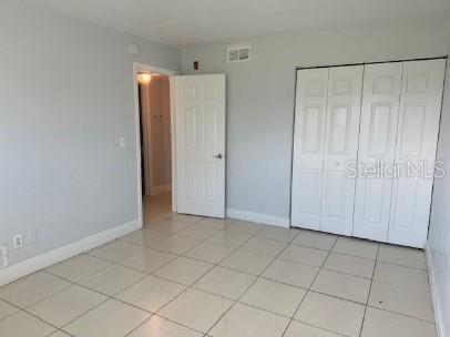 For Rent: $1,050 (2 beds, 1 baths, 841 Square Feet)