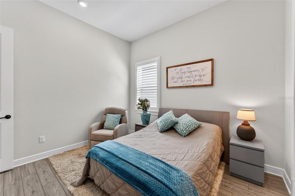 En Venta: $849,000 (3 camas, 3 baños, 2806 Pies cuadrados)