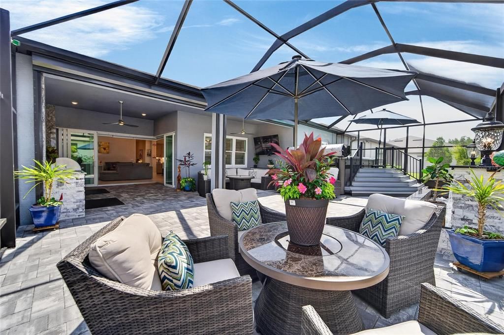 En Venta: $849,000 (3 camas, 3 baños, 2806 Pies cuadrados)