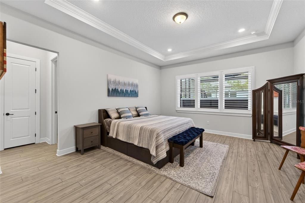En Venta: $849,000 (3 camas, 3 baños, 2806 Pies cuadrados)
