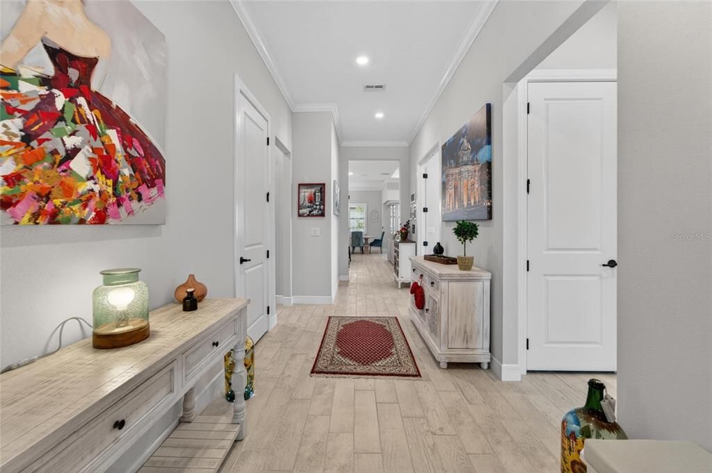 En Venta: $849,000 (3 camas, 3 baños, 2806 Pies cuadrados)