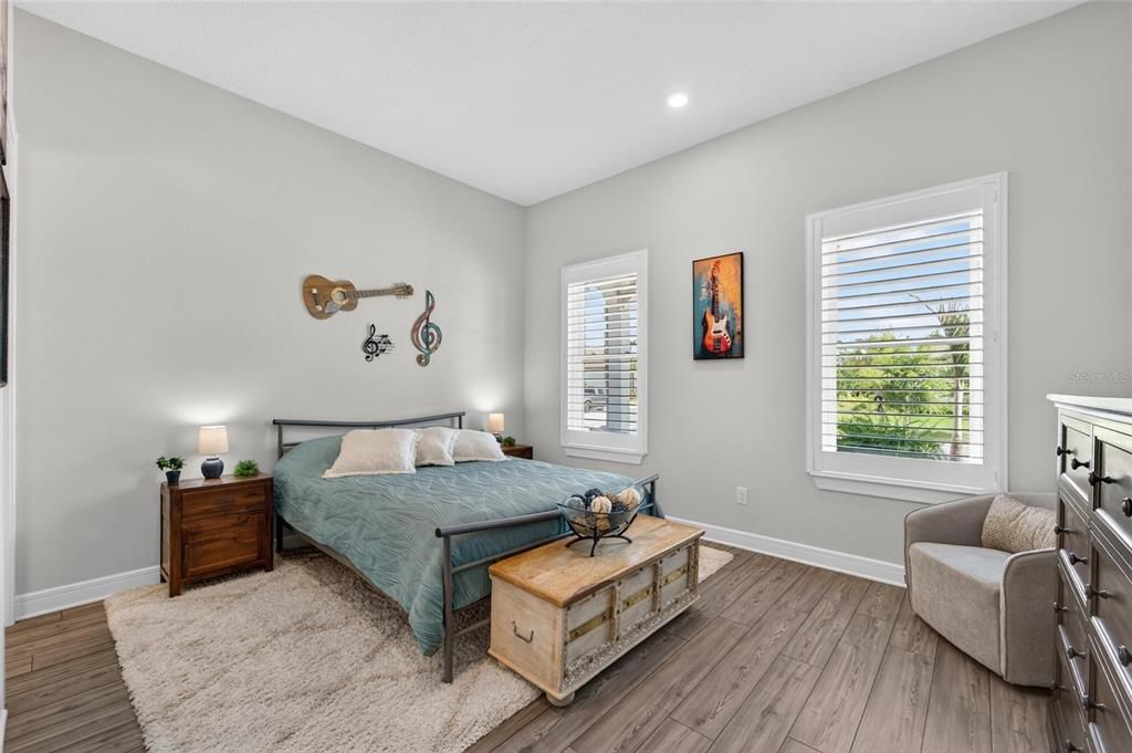 En Venta: $849,000 (3 camas, 3 baños, 2806 Pies cuadrados)