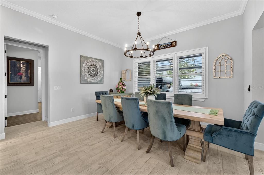 En Venta: $849,000 (3 camas, 3 baños, 2806 Pies cuadrados)