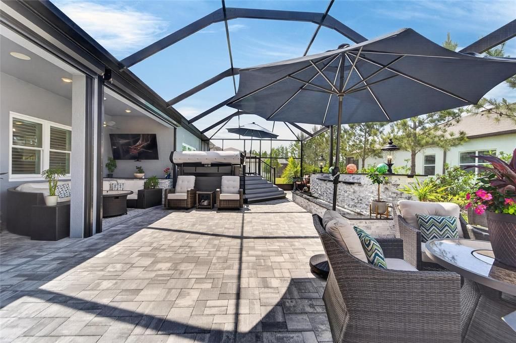 En Venta: $849,000 (3 camas, 3 baños, 2806 Pies cuadrados)