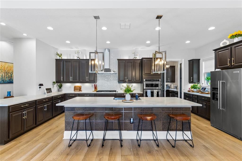 En Venta: $1,399,000 (4 camas, 4 baños, 3038 Pies cuadrados)