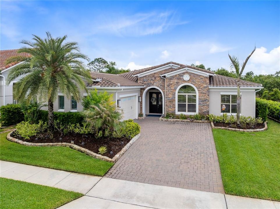 En Venta: $1,399,000 (4 camas, 4 baños, 3038 Pies cuadrados)