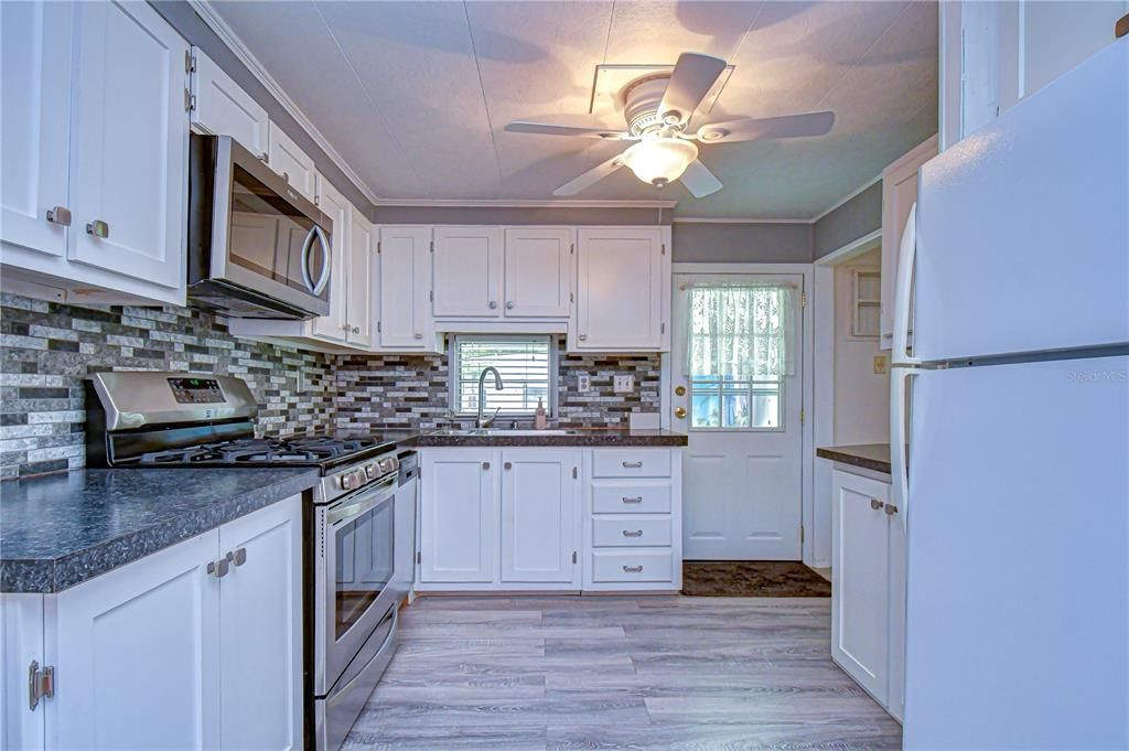 En Venta: $114,900 (2 camas, 2 baños, 960 Pies cuadrados)
