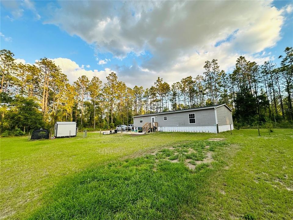 For Sale: $279,000 (3 beds, 2 baths, 1800 Square Feet)