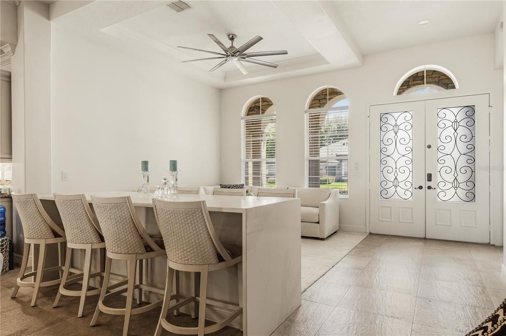 En Venta: $739,000 (5 camas, 4 baños, 3947 Pies cuadrados)