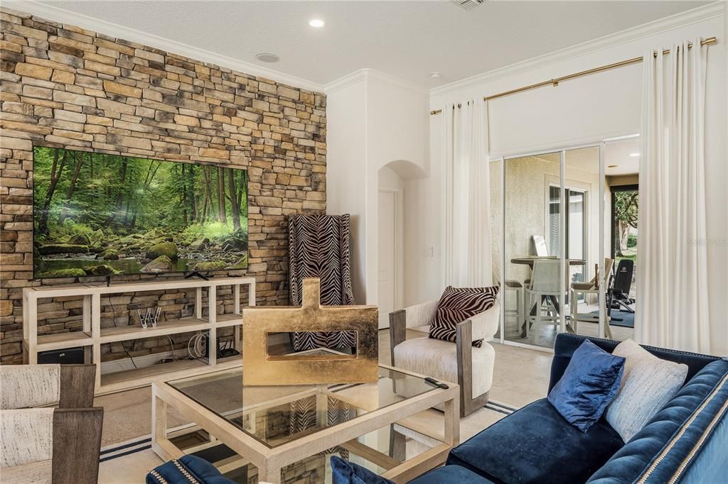 En Venta: $739,000 (5 camas, 4 baños, 3947 Pies cuadrados)