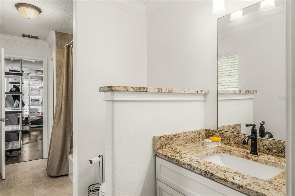 En Venta: $739,000 (5 camas, 4 baños, 3947 Pies cuadrados)