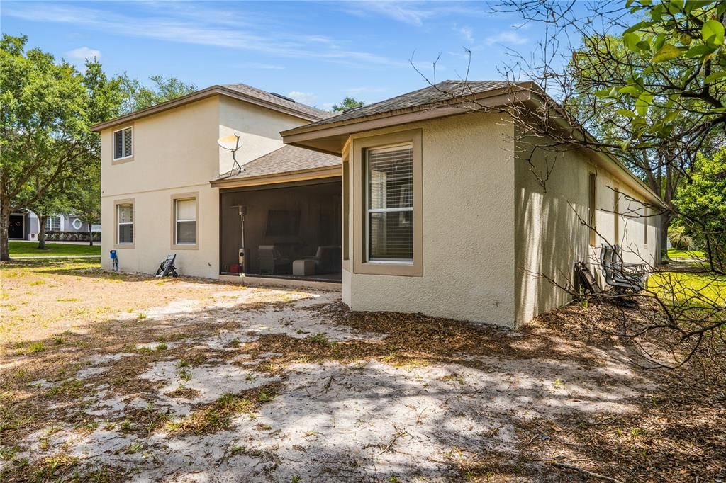 En Venta: $739,000 (5 camas, 4 baños, 3947 Pies cuadrados)