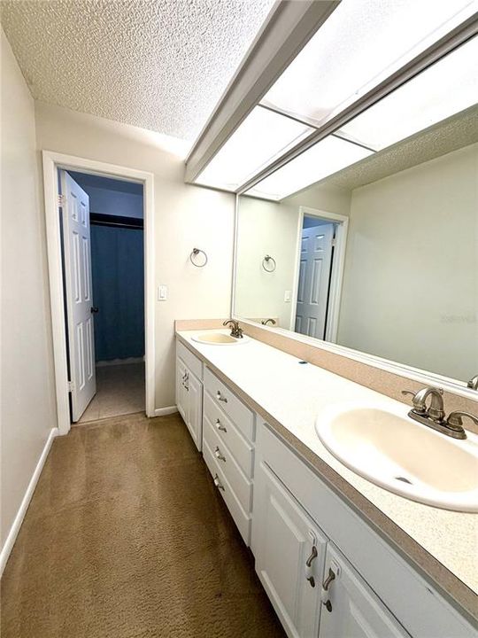 Active With Contract: $429,900 (4 beds, 2 baths, 2493 Square Feet)