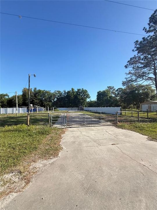 En Venta: $250,000 (0.53 acres)