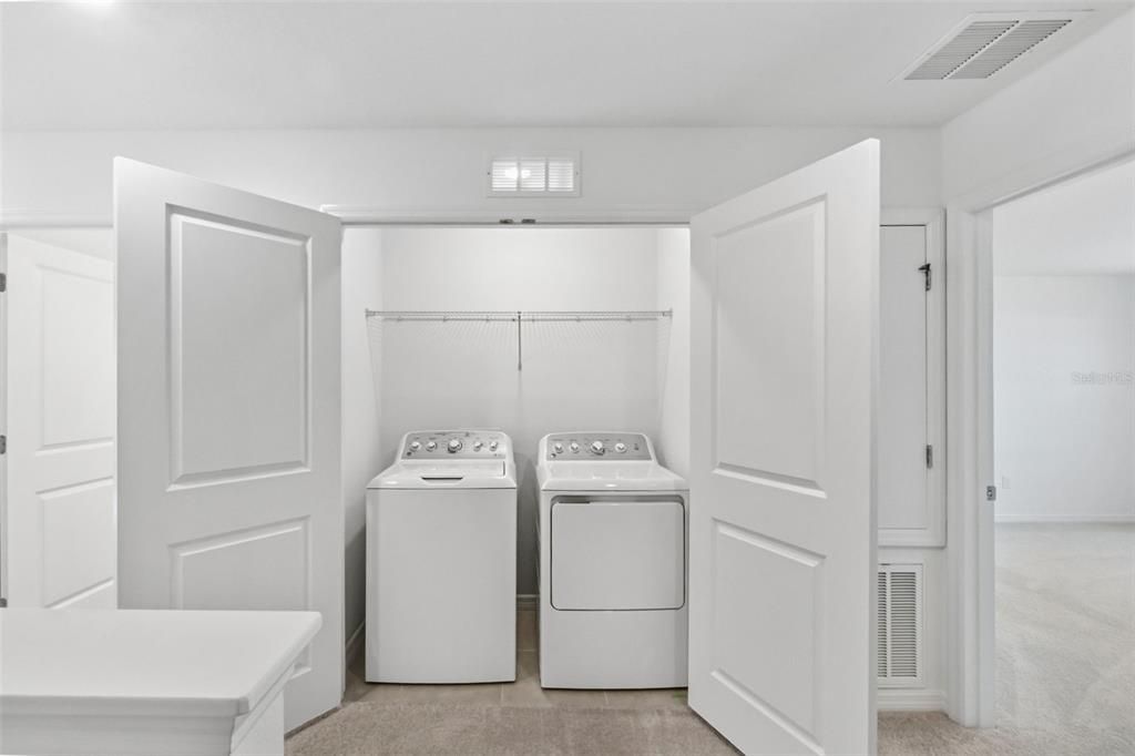 For Rent: $2,300 (3 beds, 2 baths, 1558 Square Feet)