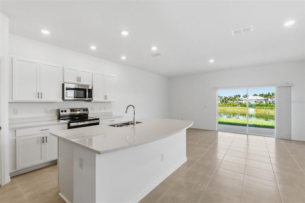 For Rent: $2,300 (3 beds, 2 baths, 1558 Square Feet)