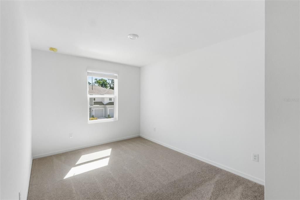 For Rent: $2,300 (3 beds, 2 baths, 1558 Square Feet)
