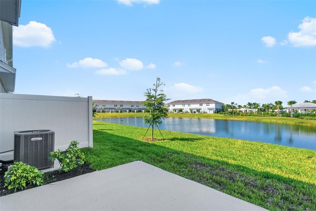 For Rent: $2,300 (3 beds, 2 baths, 1558 Square Feet)
