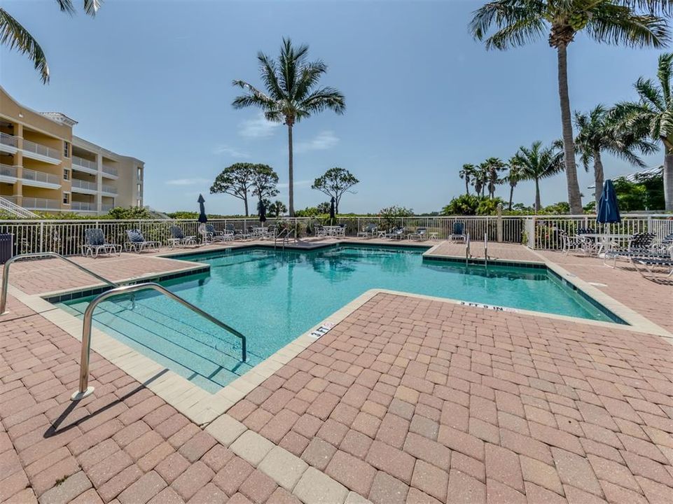 For Sale: $1,175,000 (3 beds, 3 baths, 2187 Square Feet)