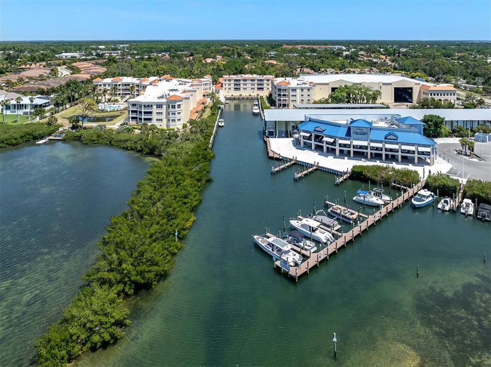 For Sale: $1,175,000 (3 beds, 3 baths, 2187 Square Feet)