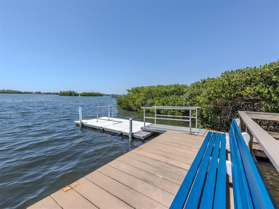 For Sale: $1,175,000 (3 beds, 3 baths, 2187 Square Feet)