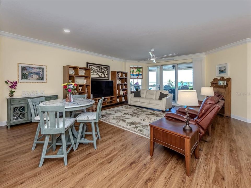For Sale: $1,175,000 (3 beds, 3 baths, 2187 Square Feet)