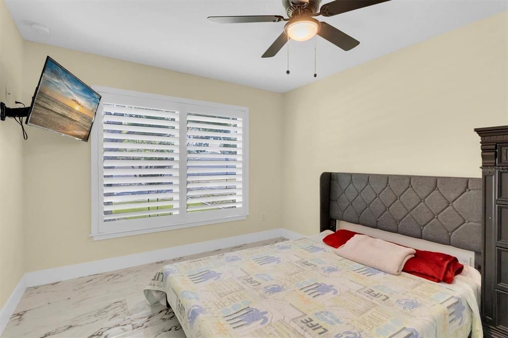 Activo con contrato: $420,000 (3 camas, 2 baños, 1692 Pies cuadrados)