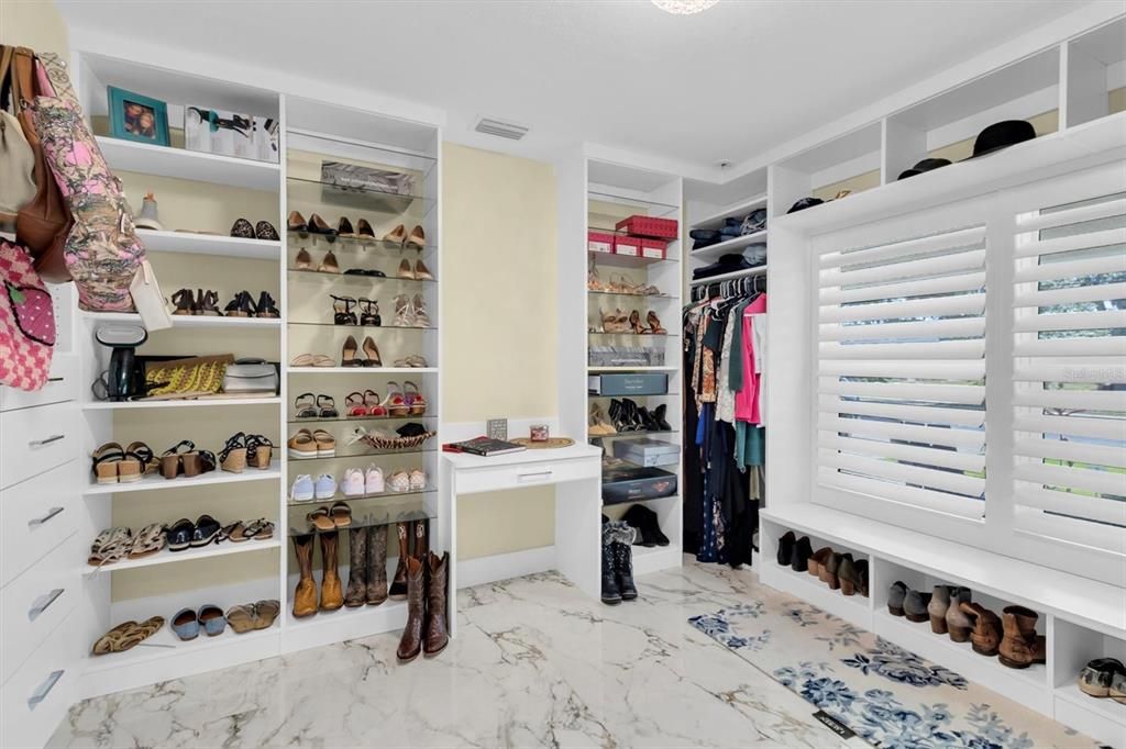 Activo con contrato: $420,000 (3 camas, 2 baños, 1692 Pies cuadrados)