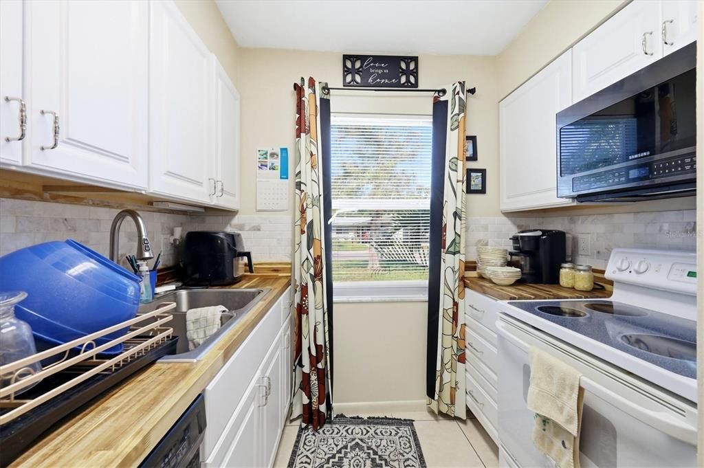 En Venta: $449,000 (5 camas, 0 baños, 2236 Pies cuadrados)