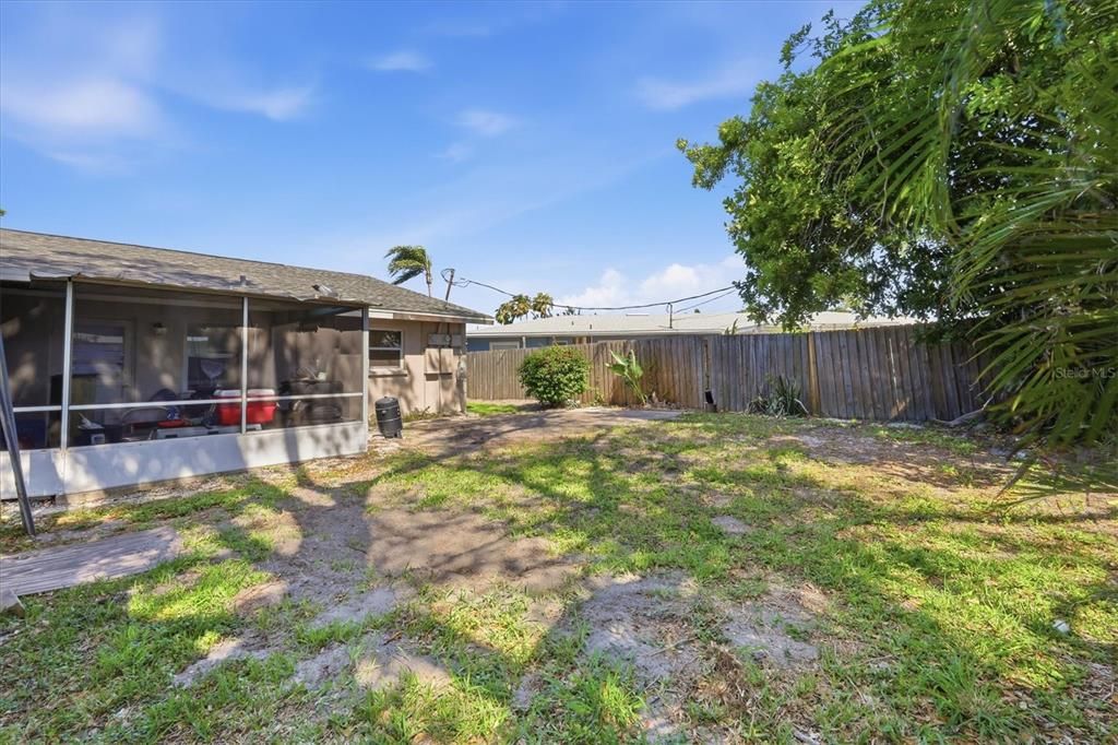 En Venta: $449,000 (5 camas, 0 baños, 2236 Pies cuadrados)