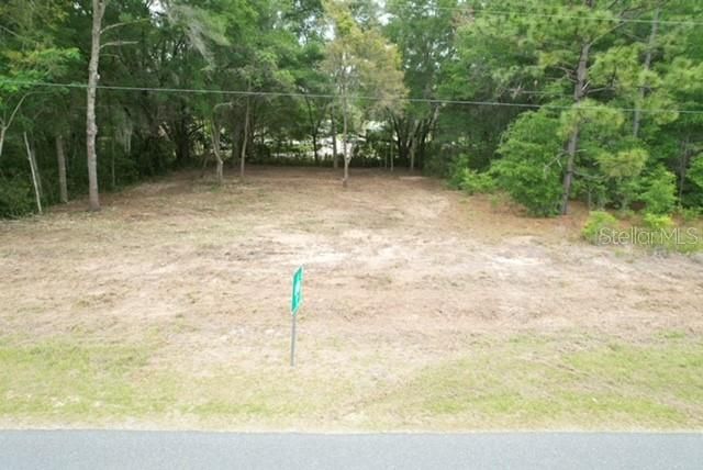 En Venta: $27,900 (0.24 acres)