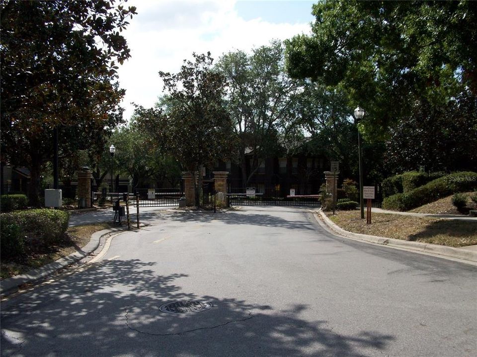For Sale: $260,000 (3 beds, 2 baths, 1731 Square Feet)